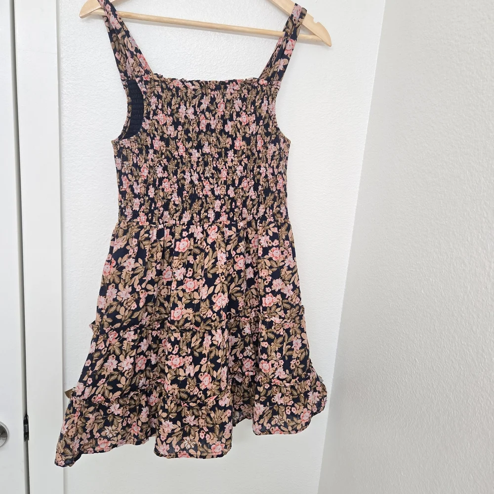 THML Navy Mini Dress with Pink Floral Pattern and Square Neckline Size M - Picture 3 of 14